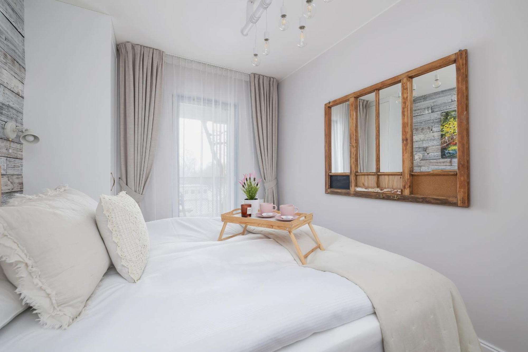 Prandoty Beautiful Apartment With Balcony Cracow By Renters Prestige Krakkó Kültér fotó